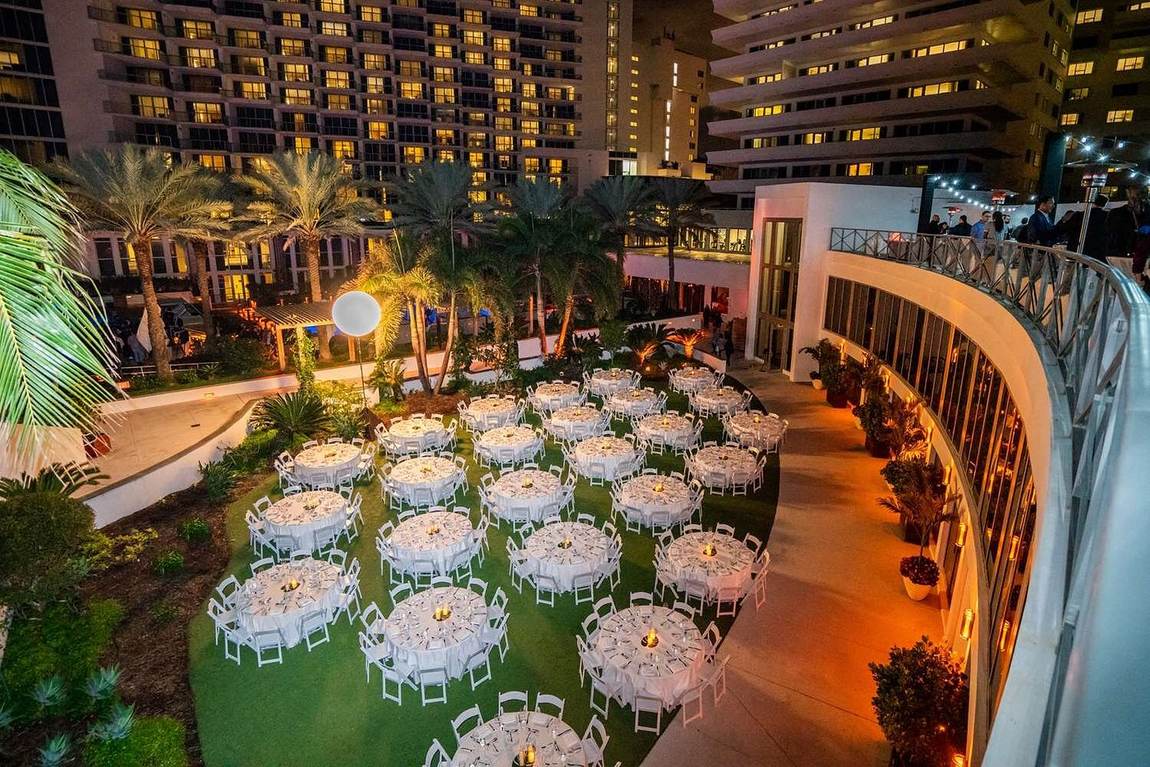 Nobu Eden Roc outdoor terraces